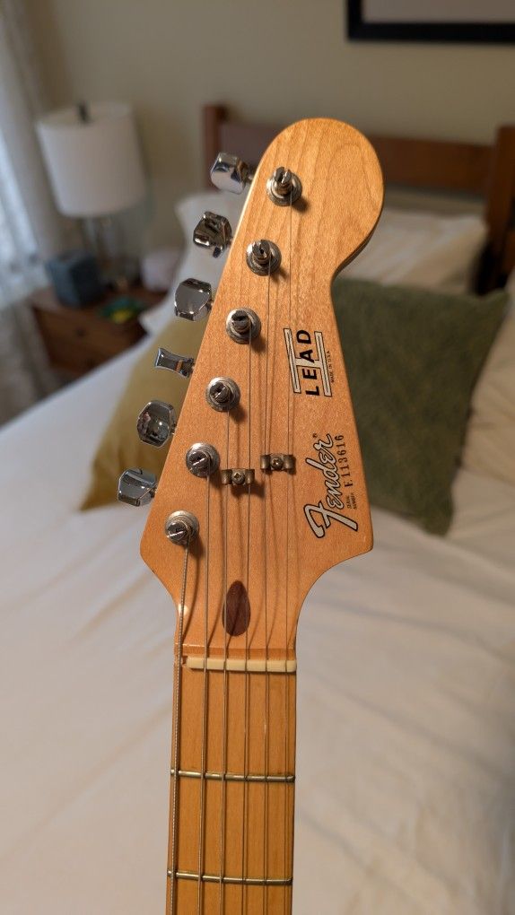 Fender Lead I Electric Guitar