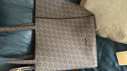 Authentic Michael Kors purse