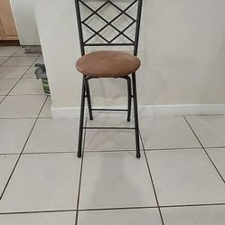 a bar stool chair