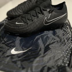 NIKE PHANTOM ELITE SZ 6 