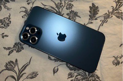 Apple iPhone 12 Pro Max - 128GB - Pacific Blue Unlocked

