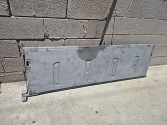 1961-63 ford f100 unibody tailgate