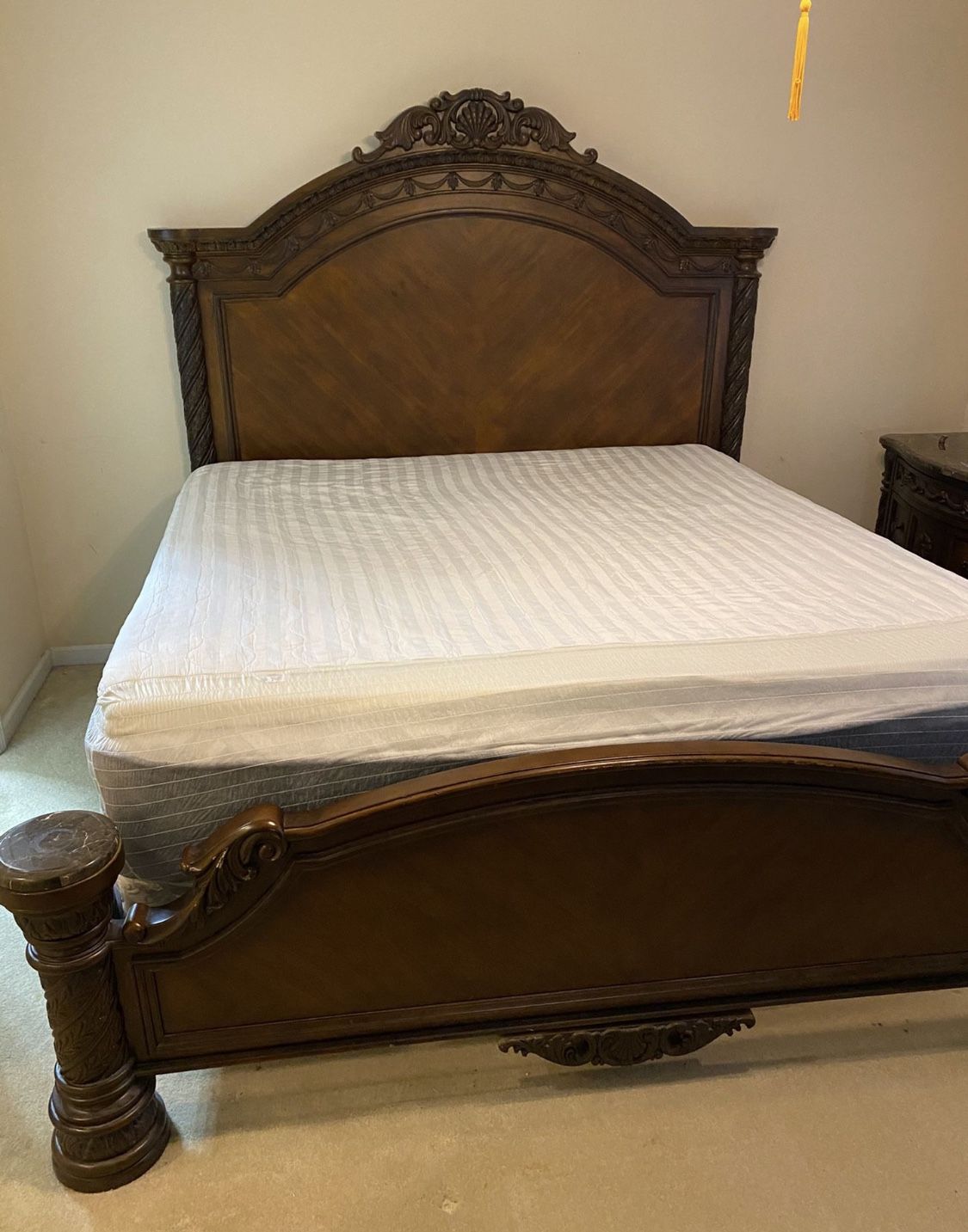 Ashley Furniture North Shore 4 piece King set