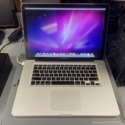 Mac Book Pro A1286