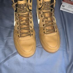 Nike High Top Forces Size 11M