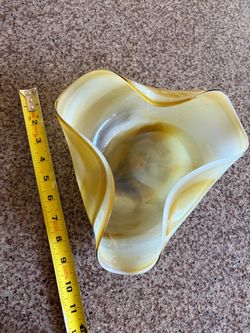 Vintage Fostoria Heirloom Yellow Opalescent Handkerchief Bowl