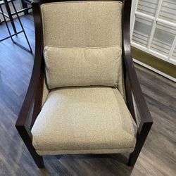 Natural/wood Armchair