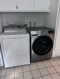 Washer and dryer SET LG & GE PROFILE