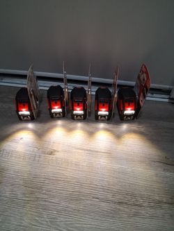 Milwaukee  25ft Compact Wide Blade  Magnetic