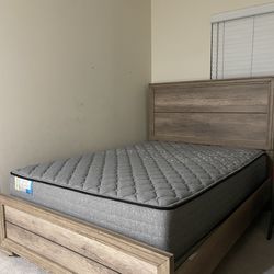 2 Full Size Beds