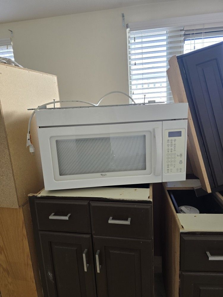 Whirlpool Microwave
