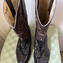 Women’s Western Boot-Brown