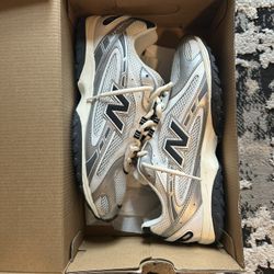 New Balance 204L