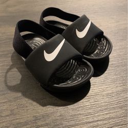 Nike Toddler Sandals Boy Or Girl 