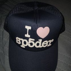 I 🩷 sp5der 🕸️ Trucker 🧢 Hat Puff