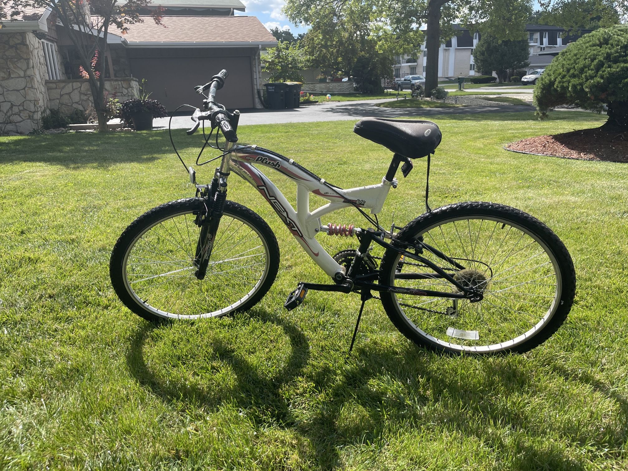 Girls 24in 18 Speed Next Gauntlet Mountain Bike Other Sports Outdoors