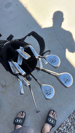Titleist & Lynx Golf Club Set with Bag