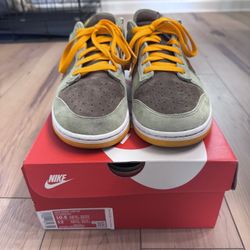 Nike Dunk Low SE ‘Dusty Olive’ Size 10.5