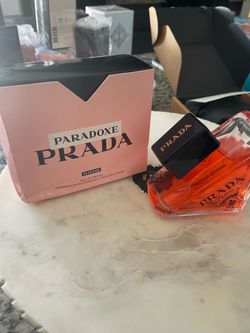 Prada – Paradoxe Intense