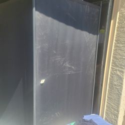 Shades/Picture Backdrops