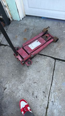 car jack
