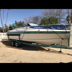 1993 Seaswirl , Cuddy Cabin 23’