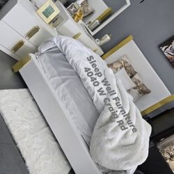 ✨️4pc Queen, King Bedroom ✨️ Furniture Sectionals, Dining Avail 