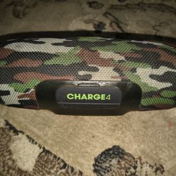 JBL CHARGE 4