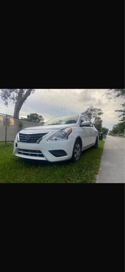 Nissan versa 2018 clean title