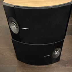 Bose Speakers W Stands