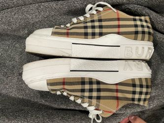 Burberry shoes