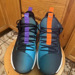 Puma Athletic Shoes Size 10