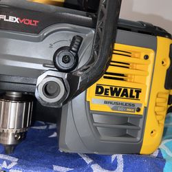 E-Clutch Dewalt Stud & Joist Drill w/accessories