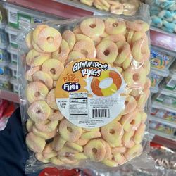 Fini Sour Peach Gummi Rings 2.2 LBS