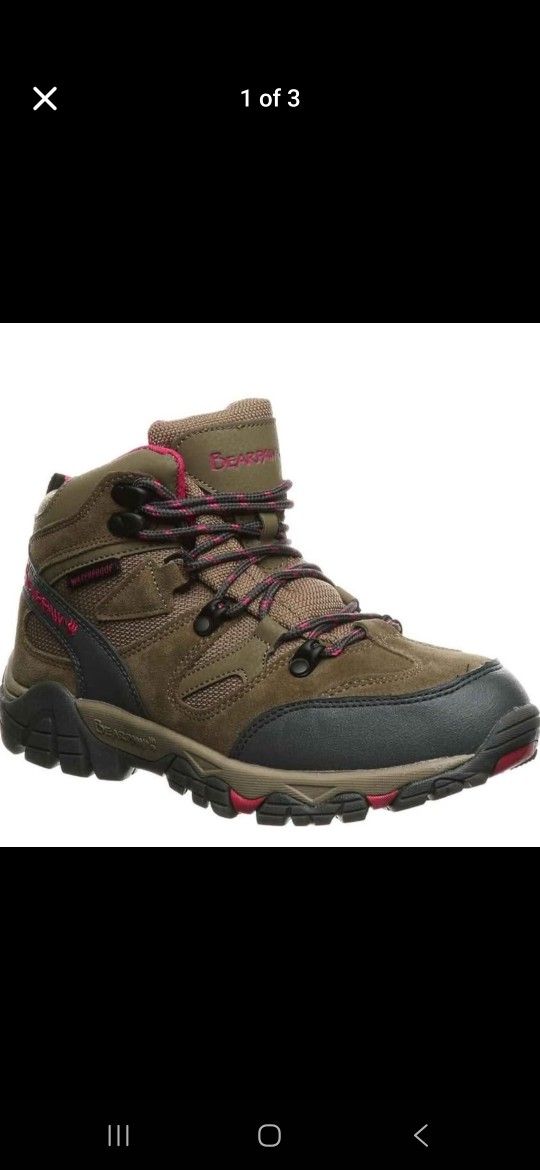 Women Hiking Boots