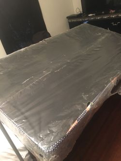 1 twin size box springs