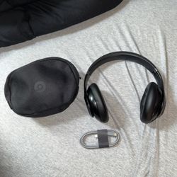 Beats Studio Pro Wireless