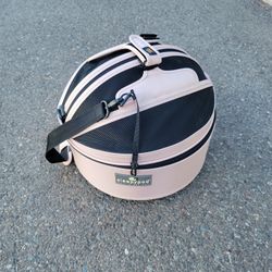 Sleepypod (mobile pet bed)