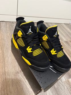 Jordan 4s