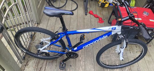 Cannondale Caad F9  Frame 17.5 M Medium Wheels 26 