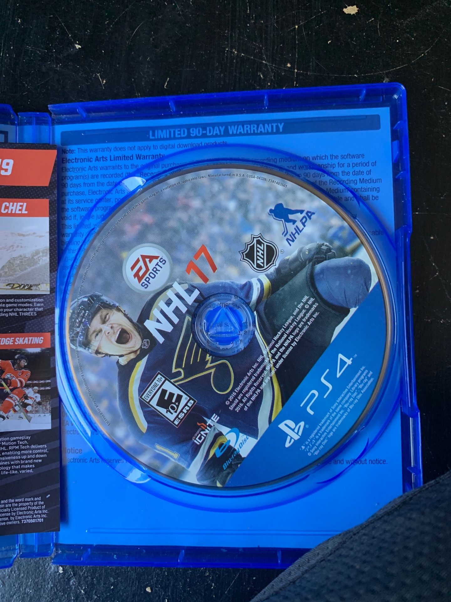 NHL 17 for PS4