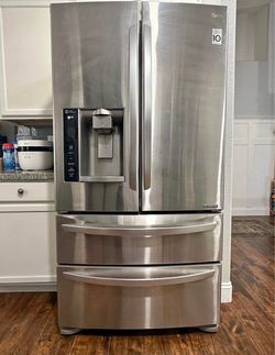 LG refrigerator
