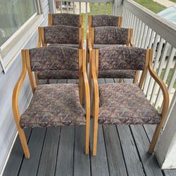 6 strong and comfortable chairs! Good Condition!