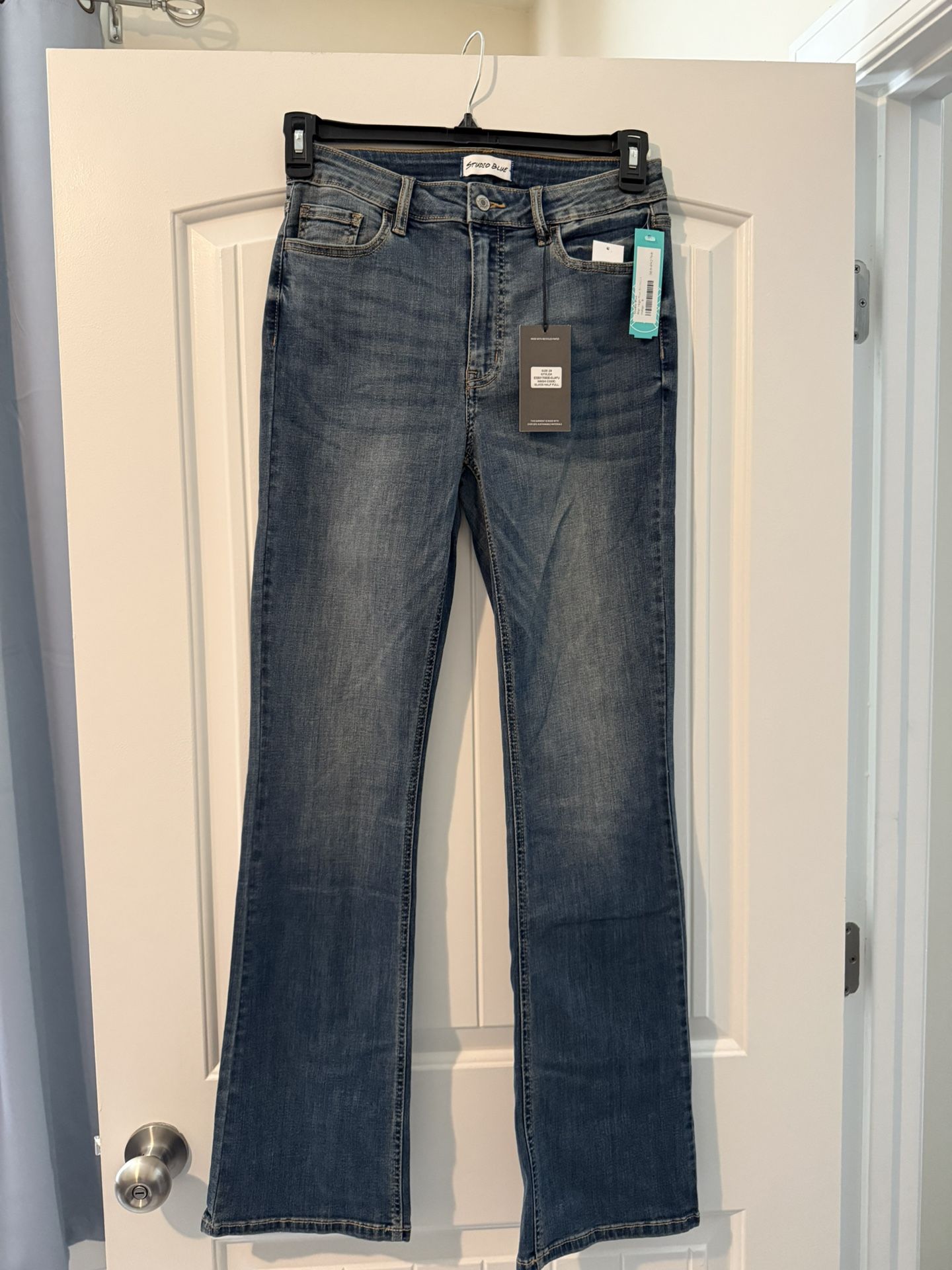 Women’s Brand New Jeans With Tag