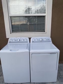 GE Washer And Dryer Set (30 Day Warranty)