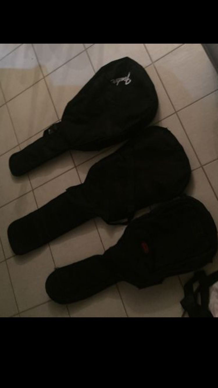 Guitar cases barely used