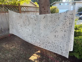 Free Area Rug