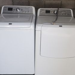 Maytag bravo XL Capacity Washer And Electric Dryer set