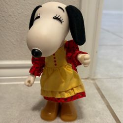 Vintage 1982 Knickerbocker "The Snoopy & Belle Collection" Poseable Vinyl Doll – Belle in Country Apron Dress & Boots