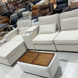 ❤️‍🔥 L-shaped sectional sofa$520
